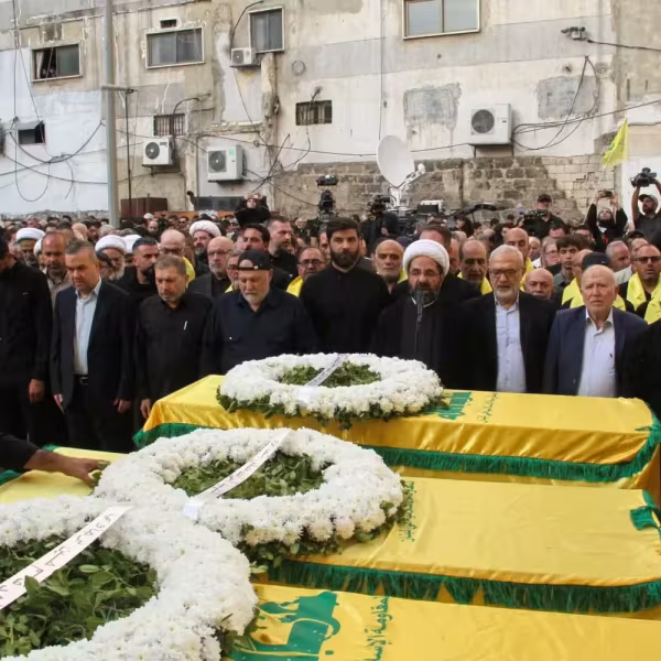 نصائح لـ«الحزب» بعدم الرد على اغتيال الطبطبائي