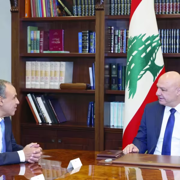 عبد العاطي يدعو لبنان لـ«عدم إضاعة الفرصة الأخيرة»