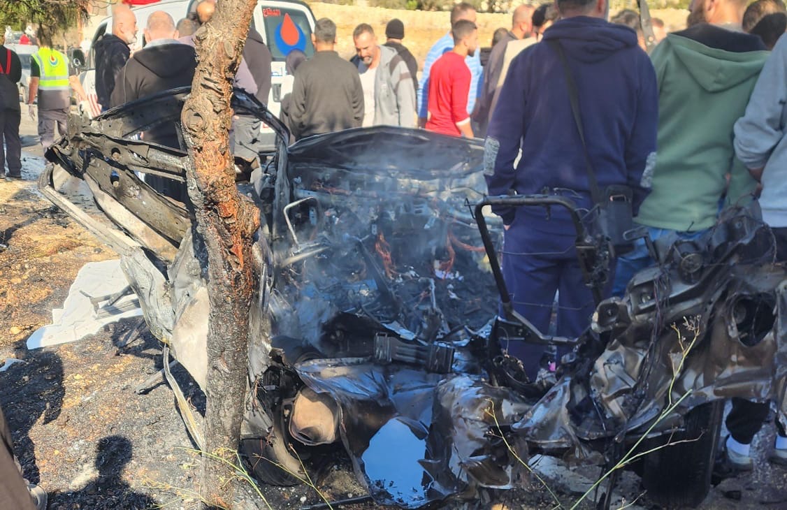 بالفيديو- استهداف سيارة في بنت جبيل نتج عنها…