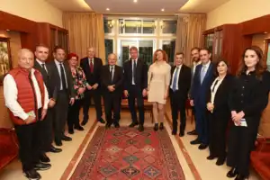 انعقاد المؤتمر الدولي لحياد لبنان الإيجابي في جامعة…