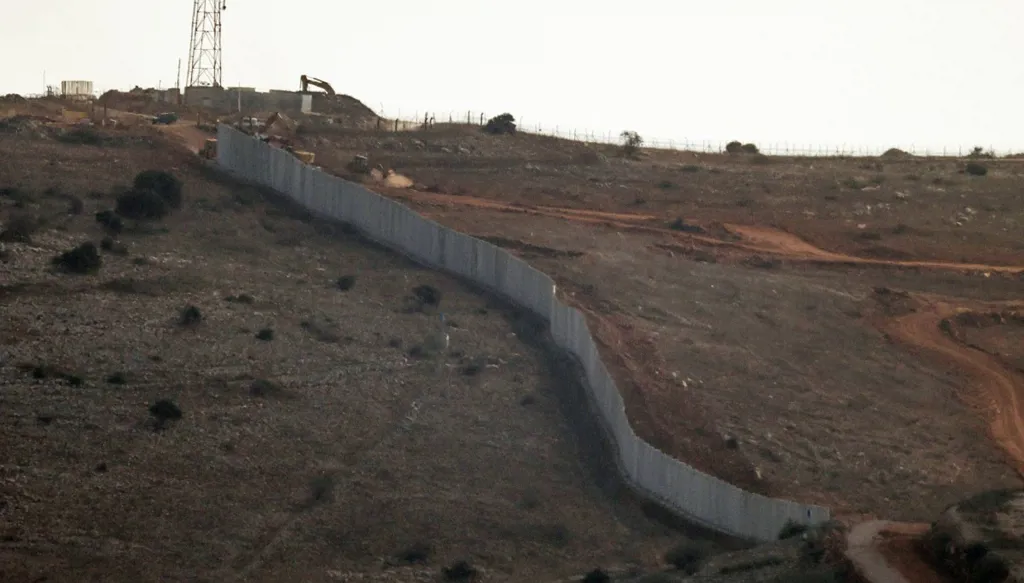 أسبوع مفصلي للأزمة الانتخابية و”الإطلالة السعودية”… لبنان يواجه…