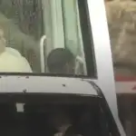 وصول البابا لاوون الرابع عشر مستقلّاً سيارة “الباباموبيلي” إلى القصر الجمهوري