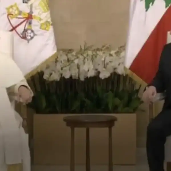 خلوة لمدة سبعة دقائق بين البابا لاوون وكل…