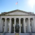 أميركا تجدد تعليق بعض العقوبات على سوريا تزامنا مع اجتماع الشرع وترامب