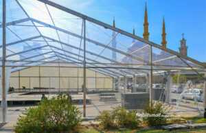 بالصور- الخيمة التي سيلتقي فيها البابا مع شخصيات