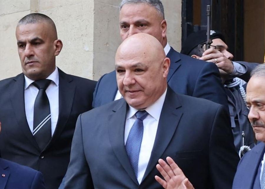 مسايرة عون لـ «الحزب» تقف عند حدود الملـــفات الاستراتيجية