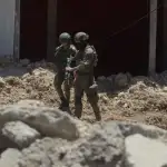 لبنان يدخل كماشة طاحنة: تسلّط إسرائيل ولائحةُ واشنطن السوداء