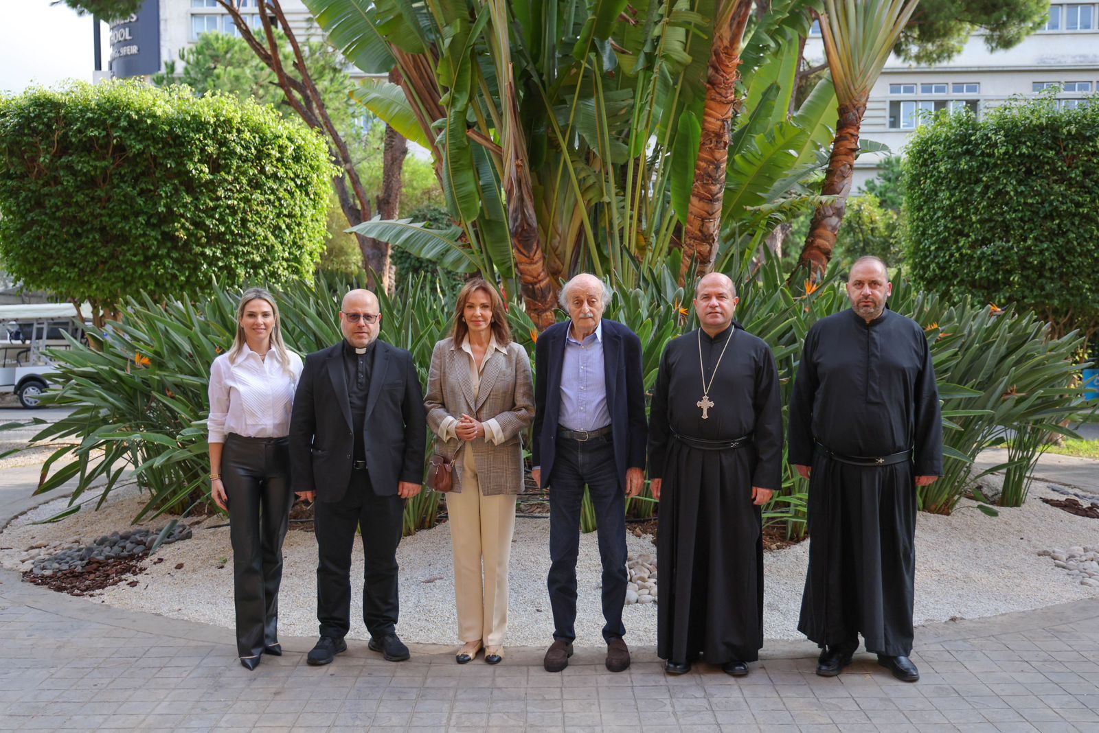 زيارة جنبلاط للرهبانية المارونية تجديد لروح المصالحة والشراكة في الجبل