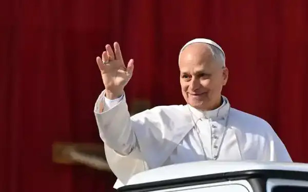 البابا لاوون الرابع عشر وصل إلى تركيا