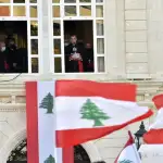 القوات: لا للمفاوضات قبل نزع السلاح.. والتيار مع ورقة جامعة