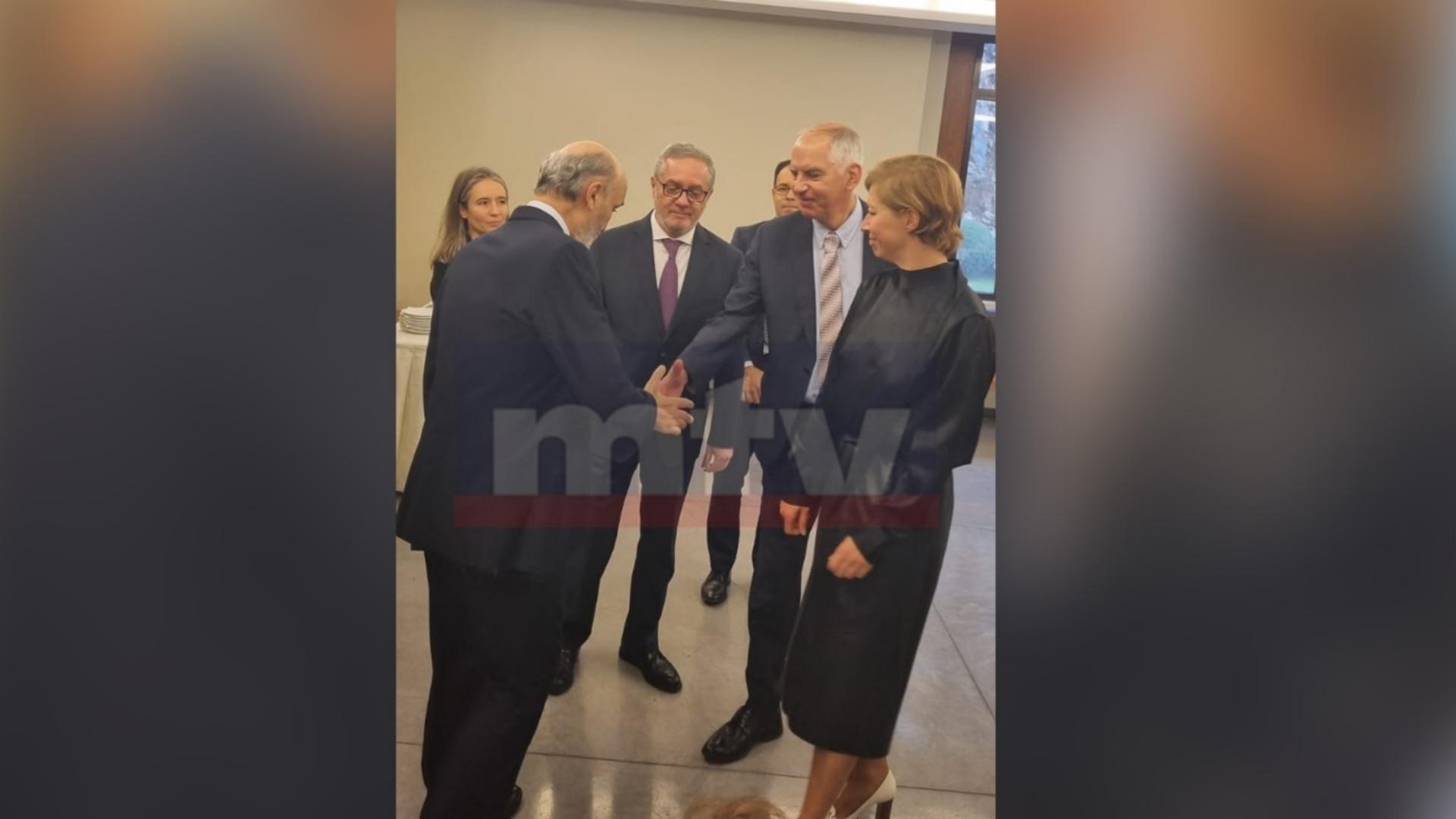 بالفيديو- مستشارة ماكرون لجعجع: نحمل لبنان في قلبنا