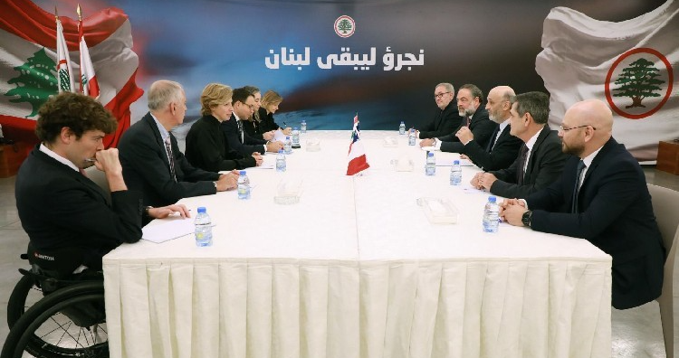 جعجع بعد لقائه لو جاندر: رئيس الجمهورية يريد كما نريد نحن أن تتقدّم الأمور