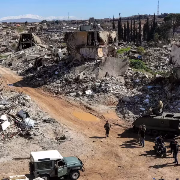 جنوب لبنان معلَّق على حافة الهدنة… عامٌ على…