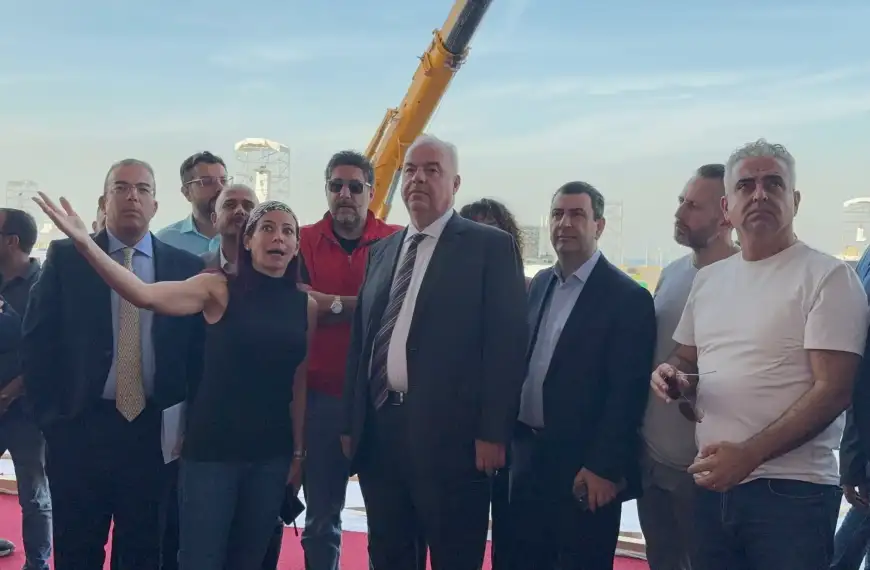 وزير الاتصالات يتفقد جاهزية شبكات الخليوي لاستقبال البابا