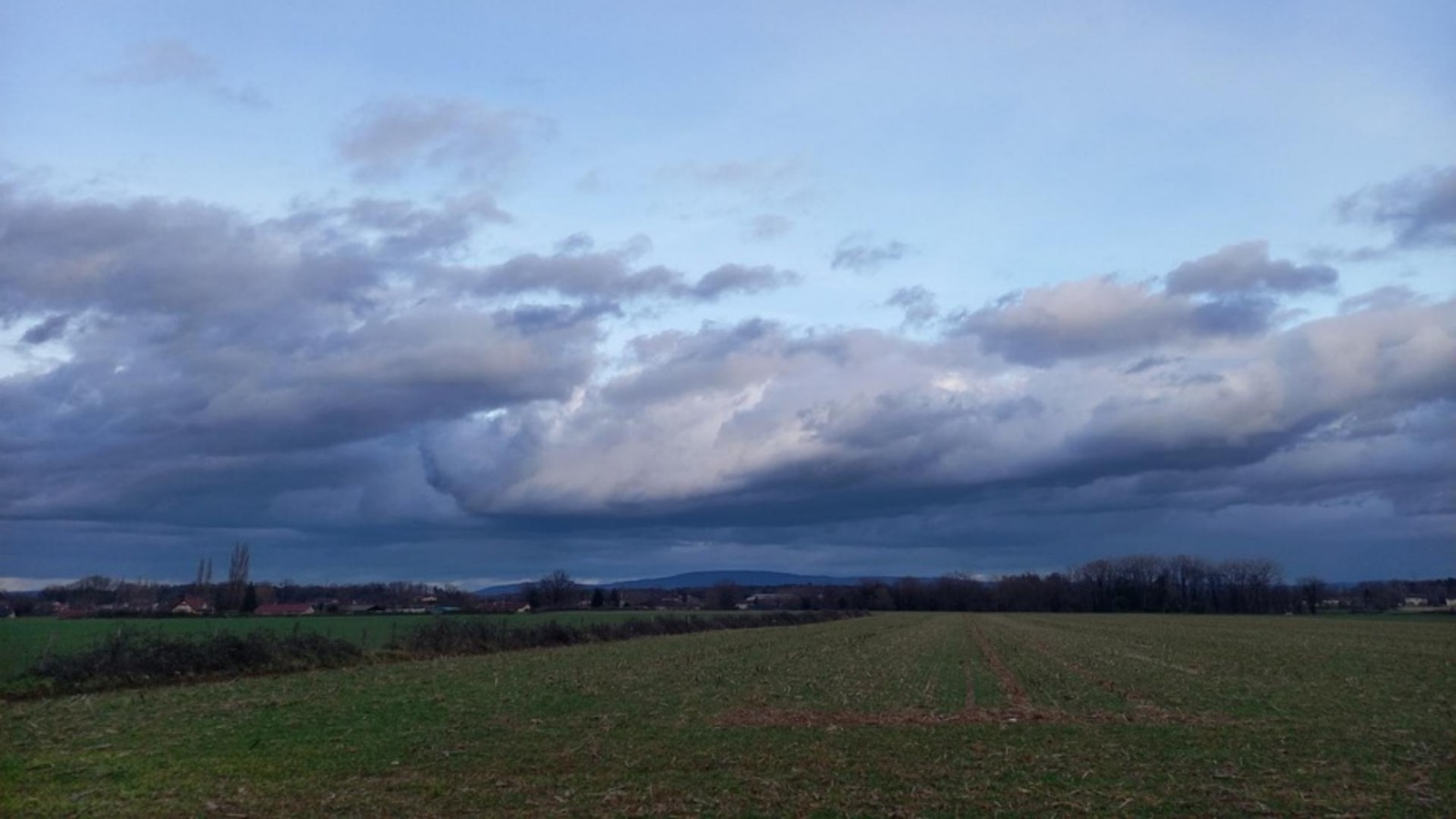 تقلّبات جويّة بانتظارنا إعتباراً من الليلة