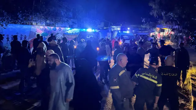 بالفيديو- موقع الغارة التي استهدفت محيط مسجد خالد…