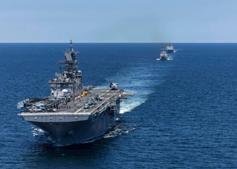 ترامب يلوّح بإطلاق عمليّة الرمح الجنوبي ويستعدّ لحرب فنزويلا