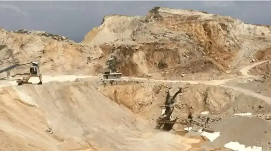 المالية تبدأ تحصيل غرامات على الكسارات تصل قيمتها…