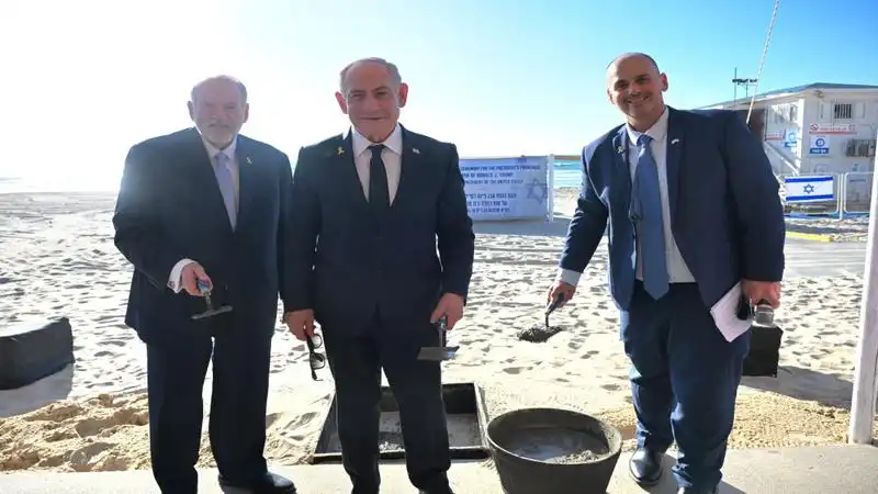 نتنياهو يتقدم بطلب العفو رسمياً من الرئيس الإسرائيلي