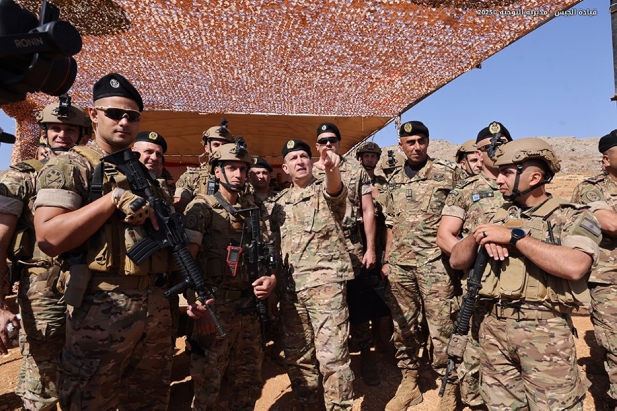 بيروت «مصدومة» مع الإلغاء «العقابي» للقاءات قائد الجيش…