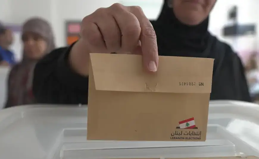 الميغاسنتر لم يفُت أوانه: إصلاح يخفف عن الناخبين ضغط الأحزاب