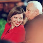 الحاكمة بأمر إسرائيل : عاملة التنظيفات التي هزت عرش نتنياهو باتفاق ضمني