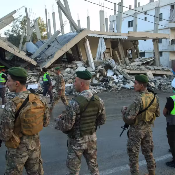 التأخر بإعادة إعمار الجنوب يفجّر الاحتقان ضد الدولة&hellip;