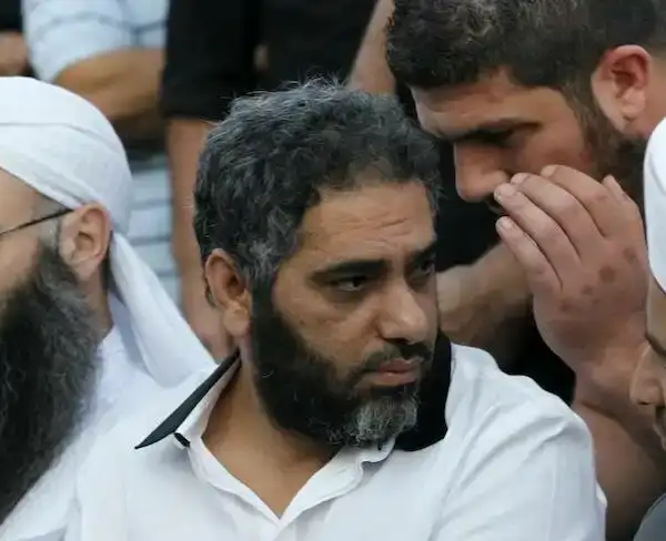 فضل شاكر وأحمد الأسير إلى محاكمة علنية في&hellip;