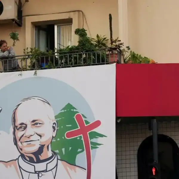 الحبر الأعظم في المخيمات