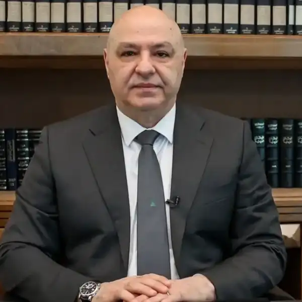 هذا ما يقوم به رئيس الجمهورية لإعادة الدولة&hellip;