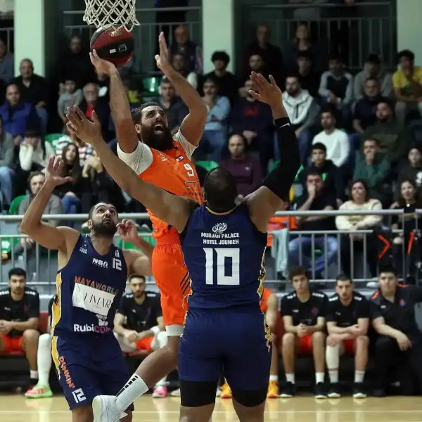 الهومنتمن يحسم المواجهة أمام NSA ويعزز سجله المثالي…