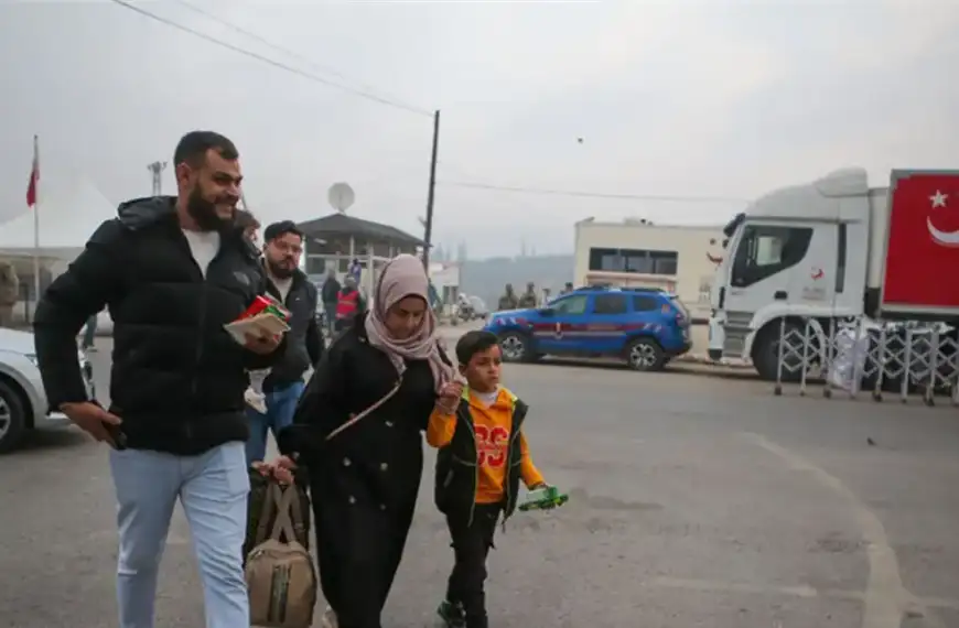 تركيا تكشف عن شروط مشددة لبقاء السوريين على أراضيها