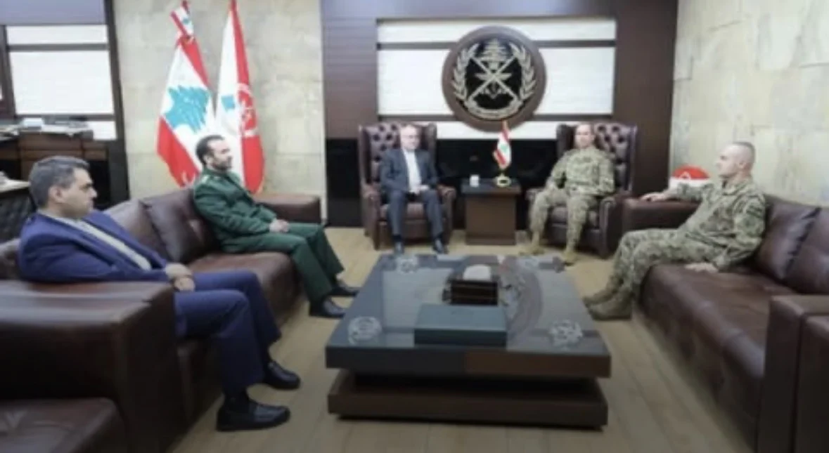 قائد الجيش استقبل السفير الإيراني