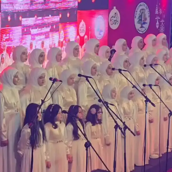 أول قرية ميلادية في مدينة صور بحضور رسمي…