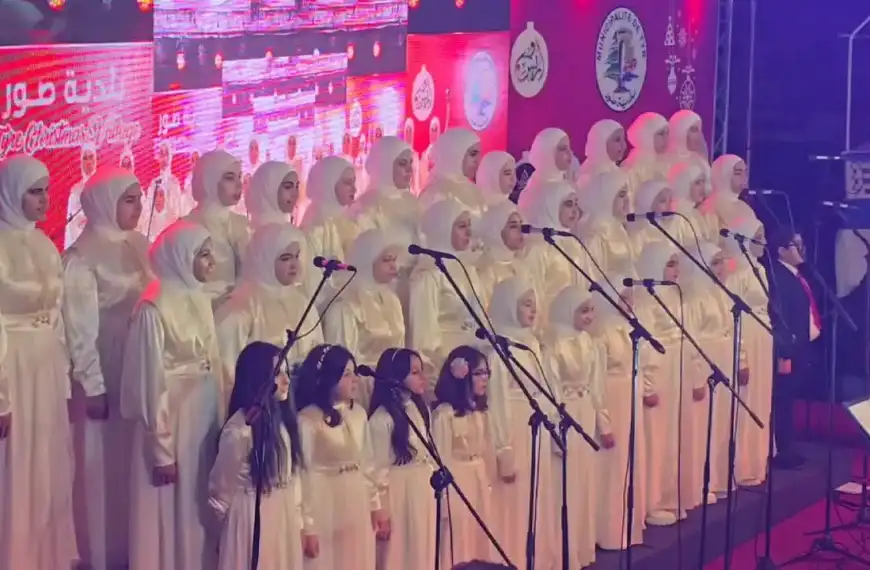 أول قرية ميلادية في مدينة صور بحضور رسمي…