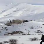 الحرارة ستتدنى إلى ما دون الصفر.. موجة قطبية ستعبر جبال لبنان ونصيحة من الأب خنيصر