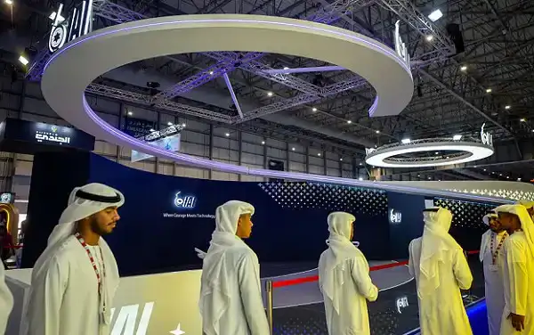 موقع فرنسي: الإمارات الطرف الخفي في أضخم صفقة&hellip;