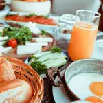 قنبلة صوتية على مارون الراس