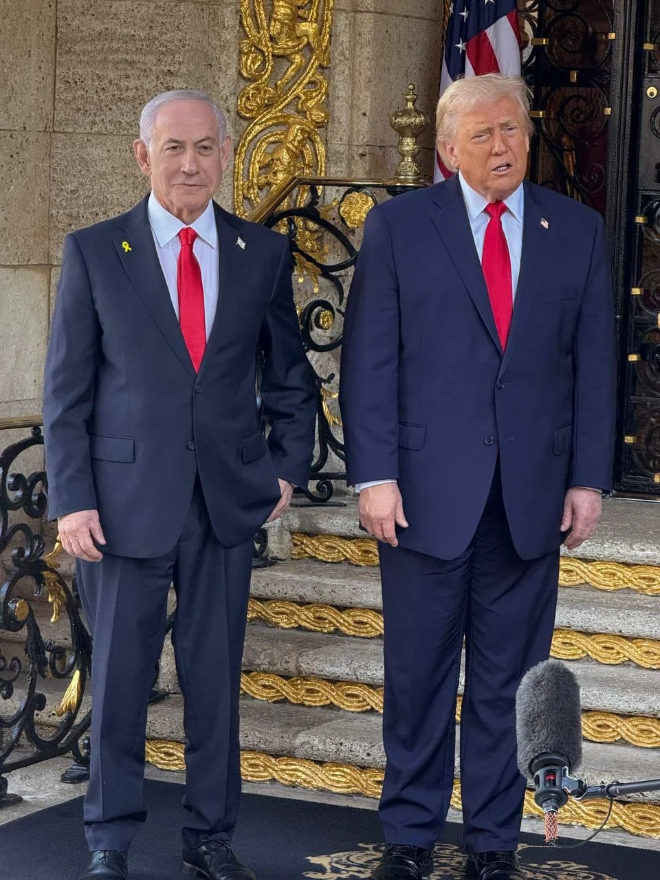 اجتماع فلوريدا ينطلق… ترامب يهدّد إيران ويؤكد أن إعمار غزة سيبدأ قريباً