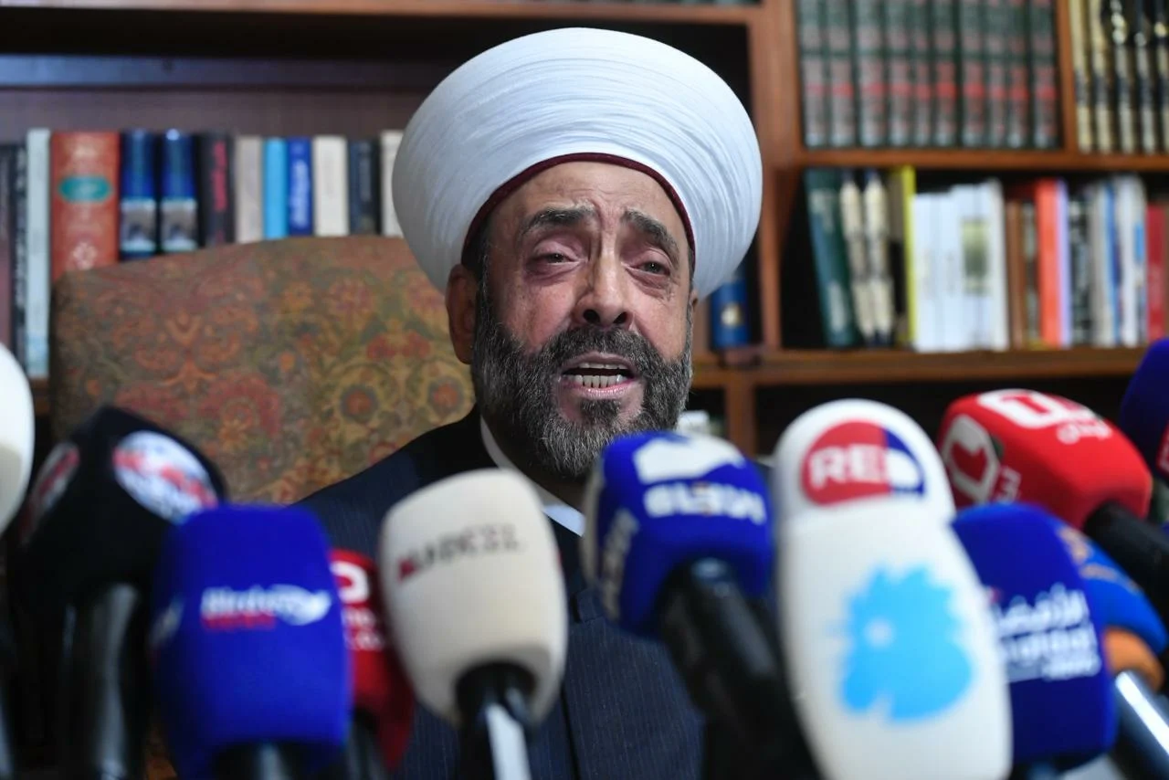 جديد قصة “ابو عمر”… منع سفر بحق الشيخ عريمط والأخير ينفي