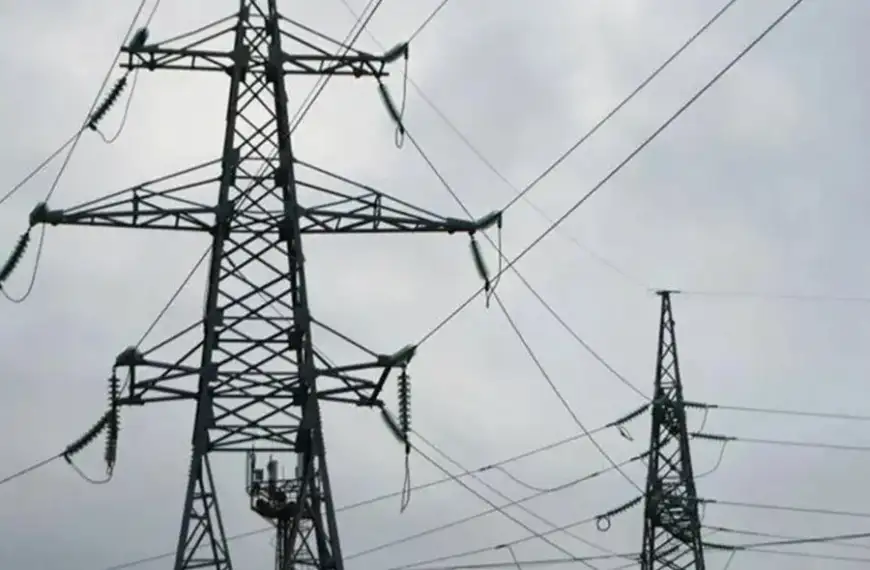 بعد عقود من الهدر: هل ينقذ القطاع الخاص&hellip;