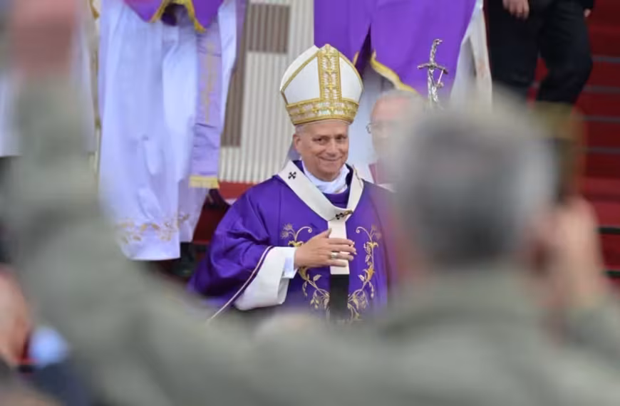 وجه لاوون… ووديعتنا للبابا