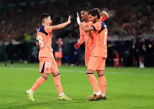 فليك يراهن ويُصيب… خماسية كتالونية ورسالة قوية للمنافسين