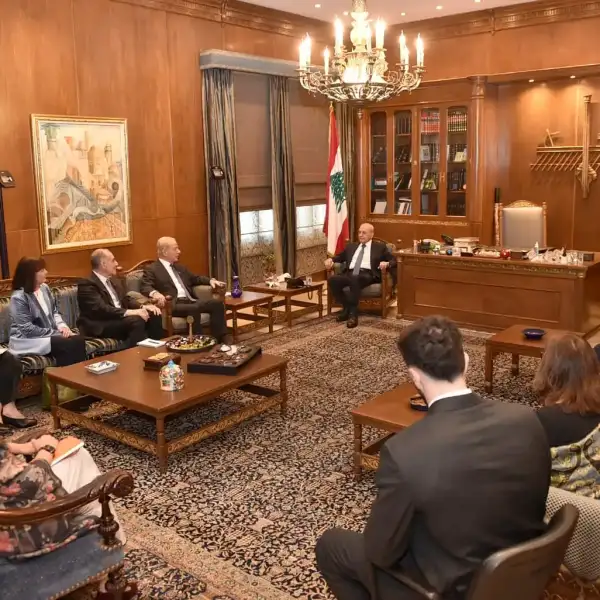 3 مواعيد فاصلة في بيروت وباريس وواشنطن