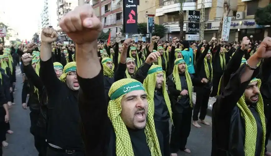 إلى أهلي الشيعة اللبنانيين