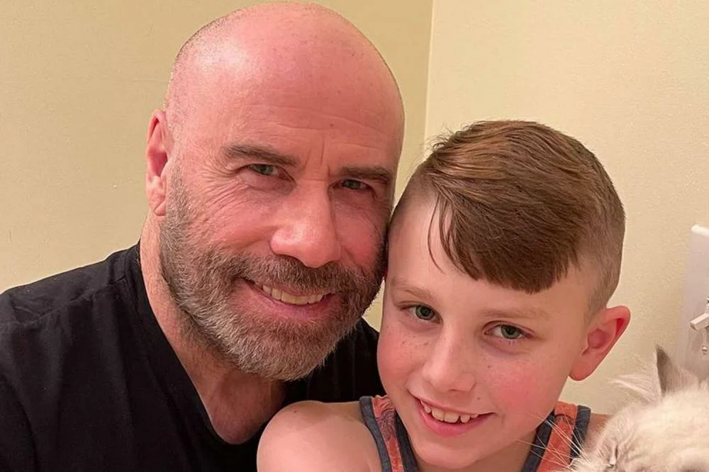 ابن-جون-ترافولتا-حفيد-إلفيس-بريسلي؟