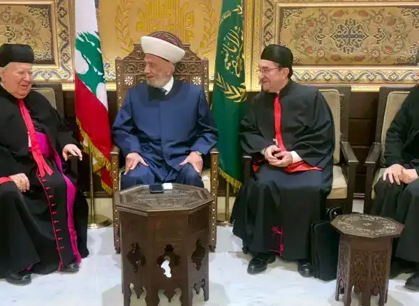 دريان استقبل لجنة الشأن الوطني وشفاء الذاكرة المارونية