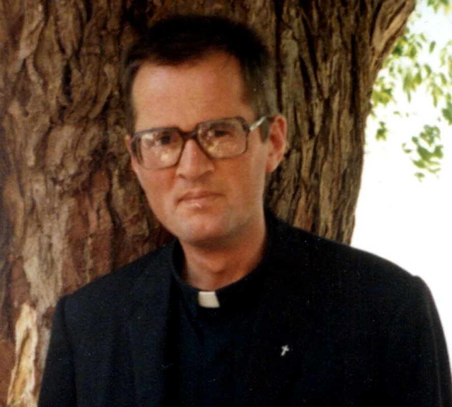 الأب-الشهيد-نيكولا-كلويترز