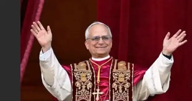 البابا يوجّه تحية الى مسيحيي الشرق الأوسط