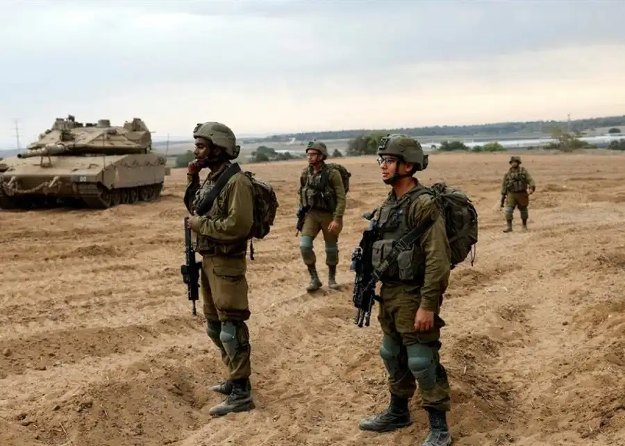 إسرائيل تستهدف عنصرًا من حزب الله جنوب لبنان